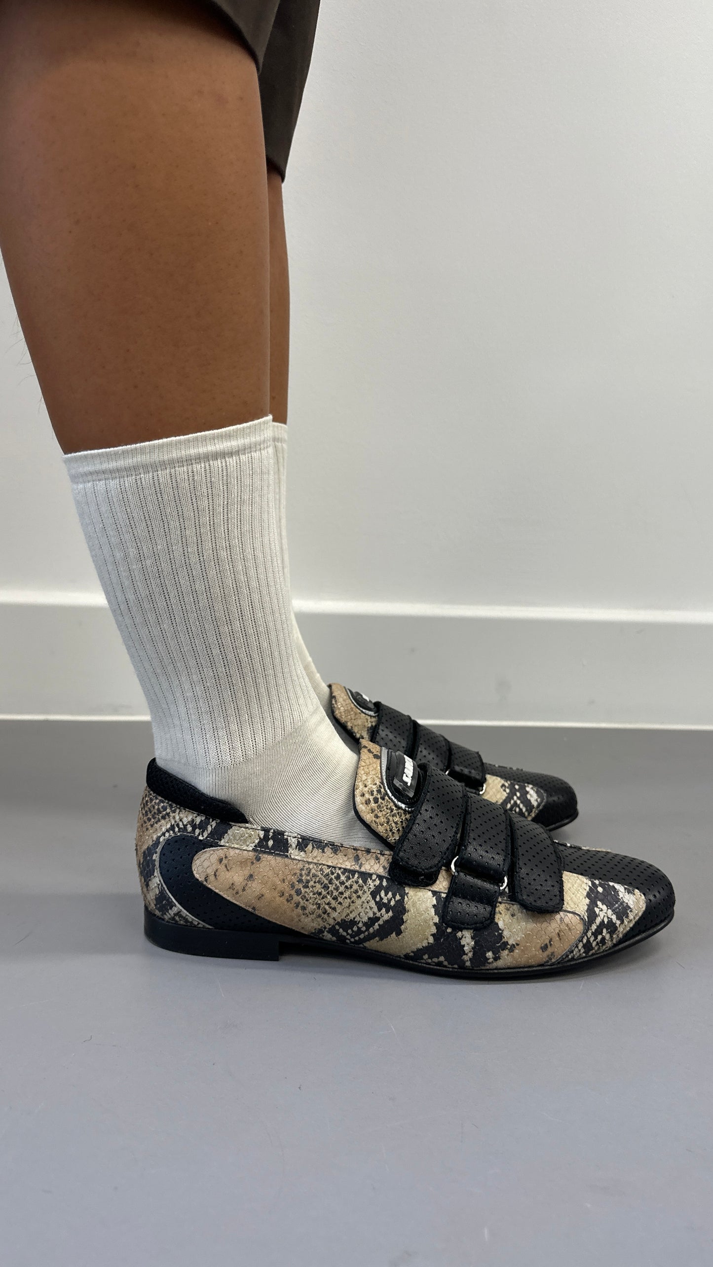 '1 Loafer Trainer snake print unisex.