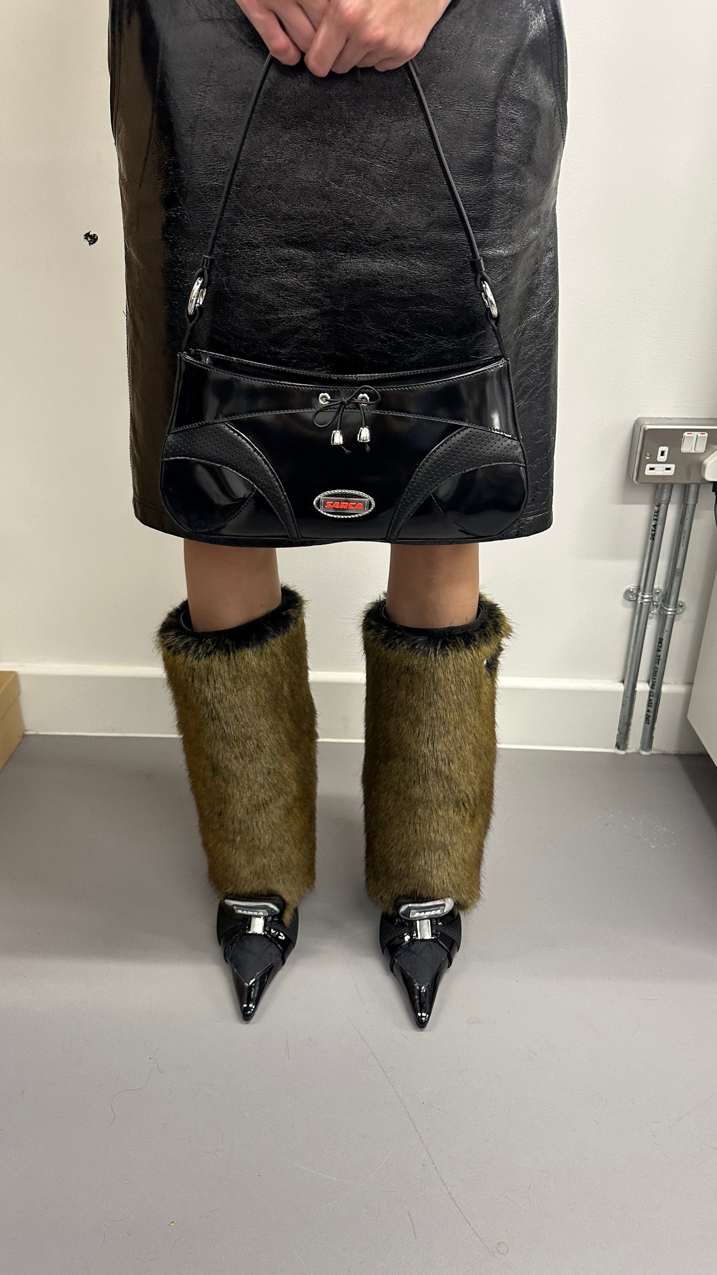 '7 "BRAN" FAUX FUR HIGH HEEL BOOTS