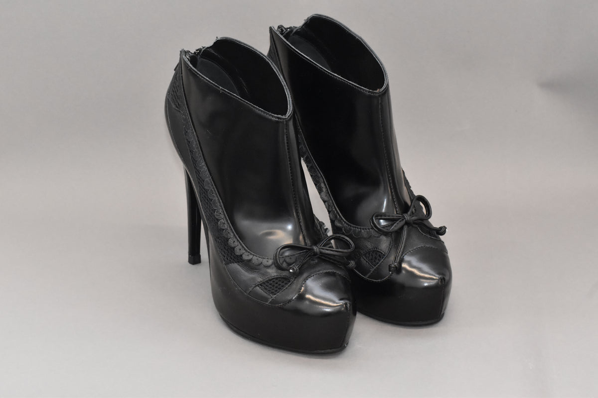 1 Fergie Ankle Boot