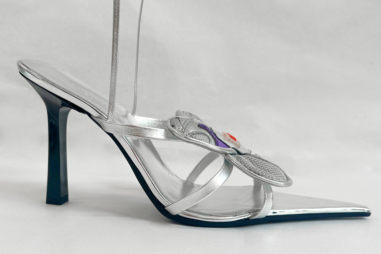BLOSSOM SILVER STRAPPY SANDAL / UPCYCLED FLOWER MOTIF
