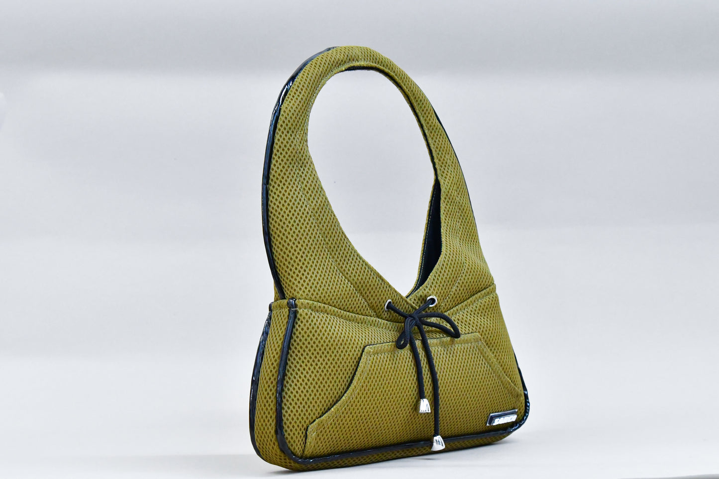 'HOODIE' OLIVE HANDBAG WITH DRAWSTRINGS AND FRONT POCKET.