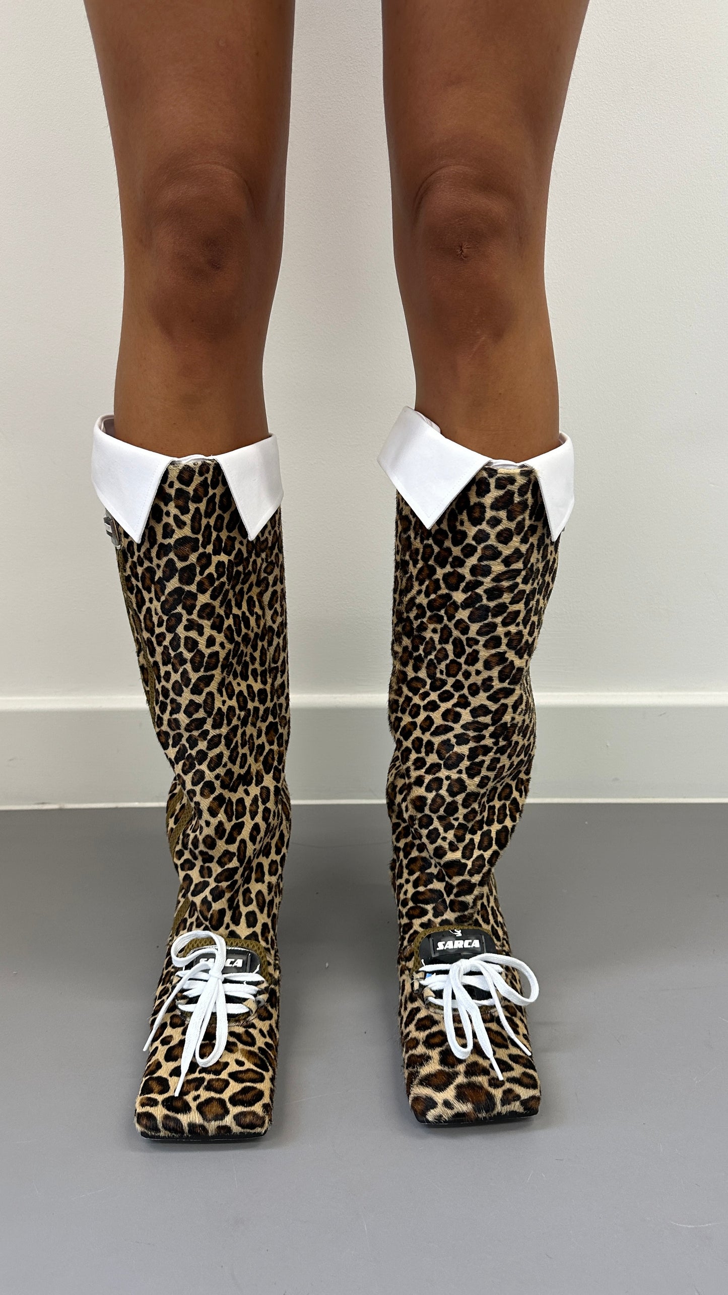 Animal print boots with detachable collar