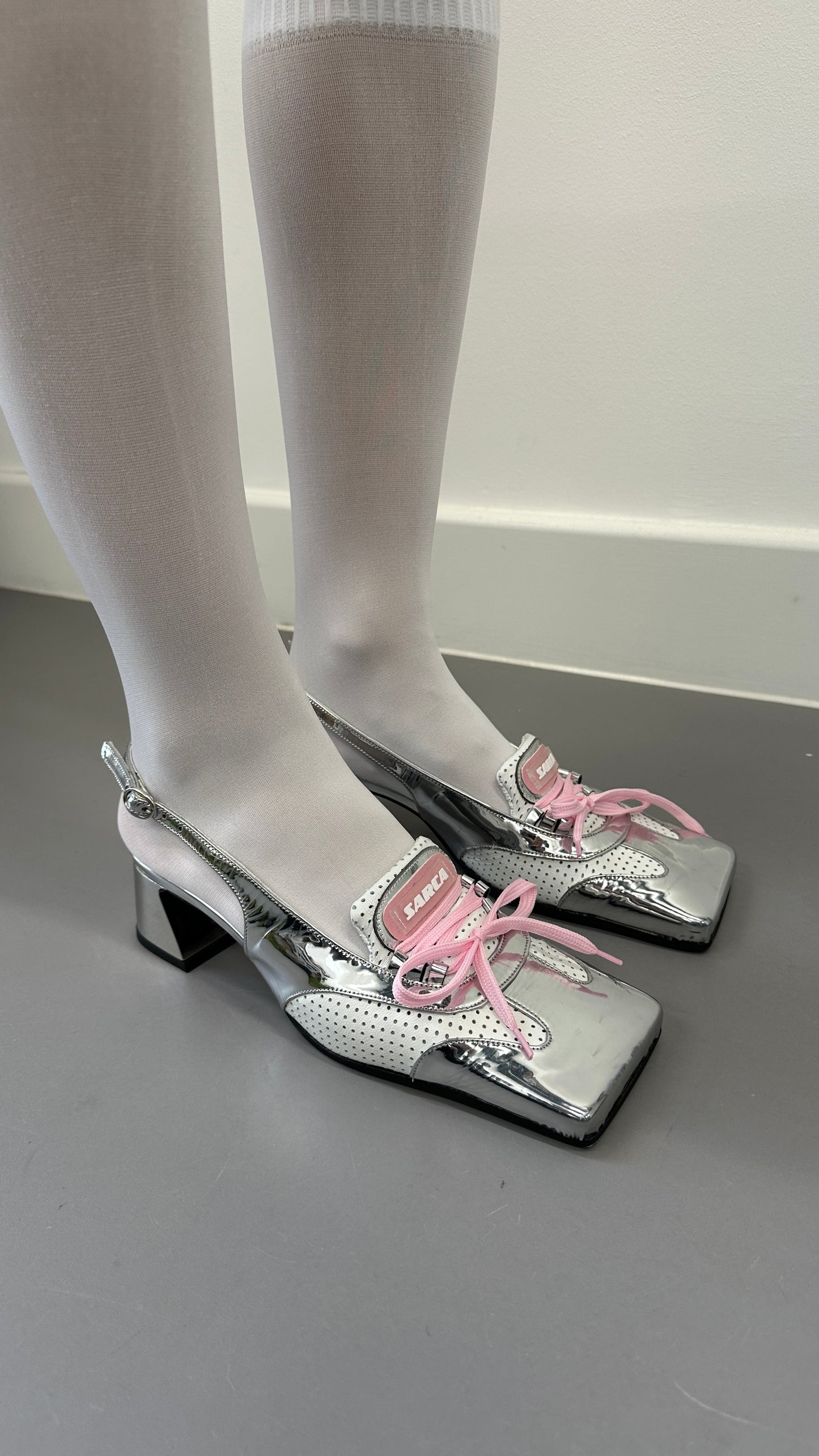 'Square toe balerina shoe SS25