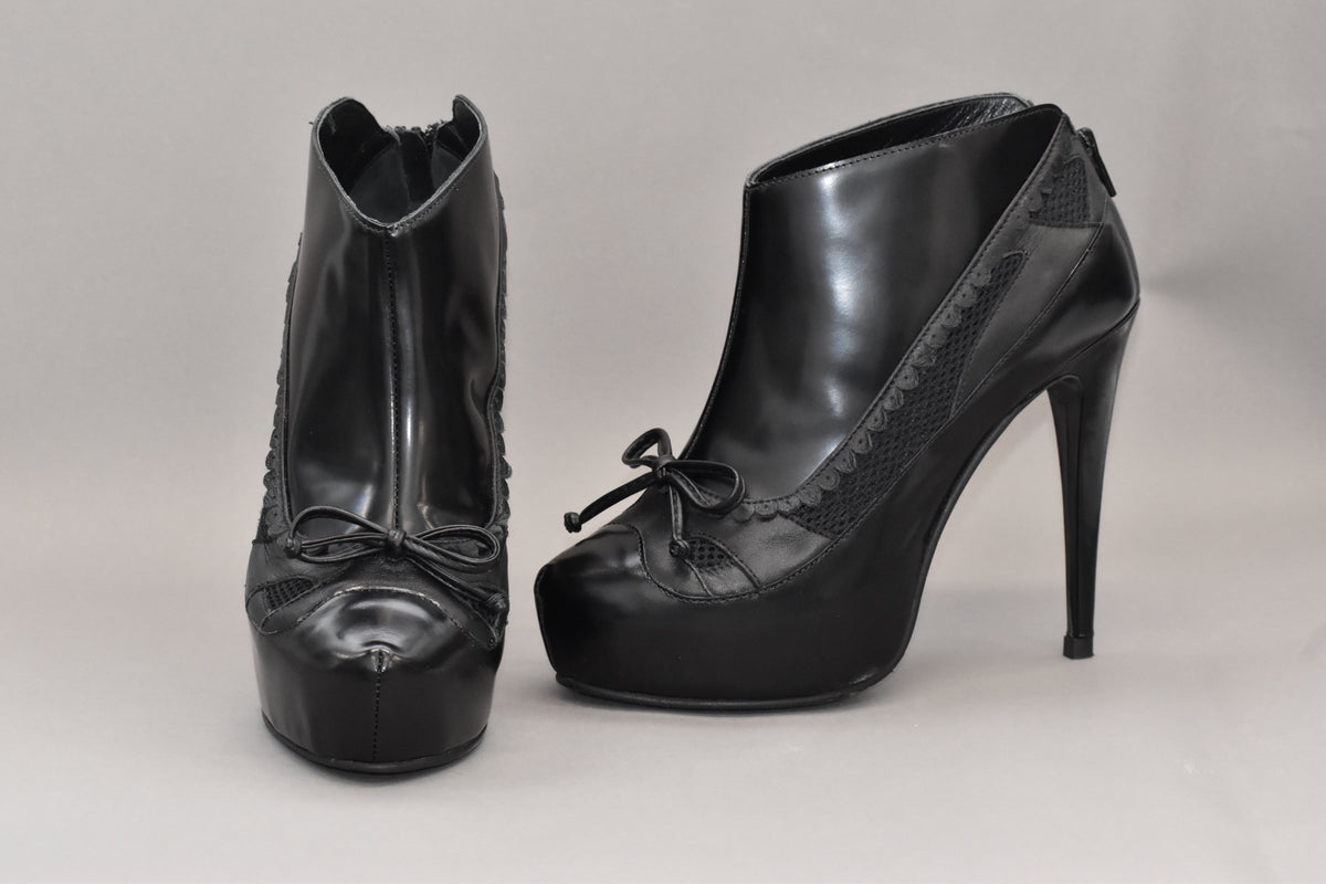 1 Fergie Ankle Boot