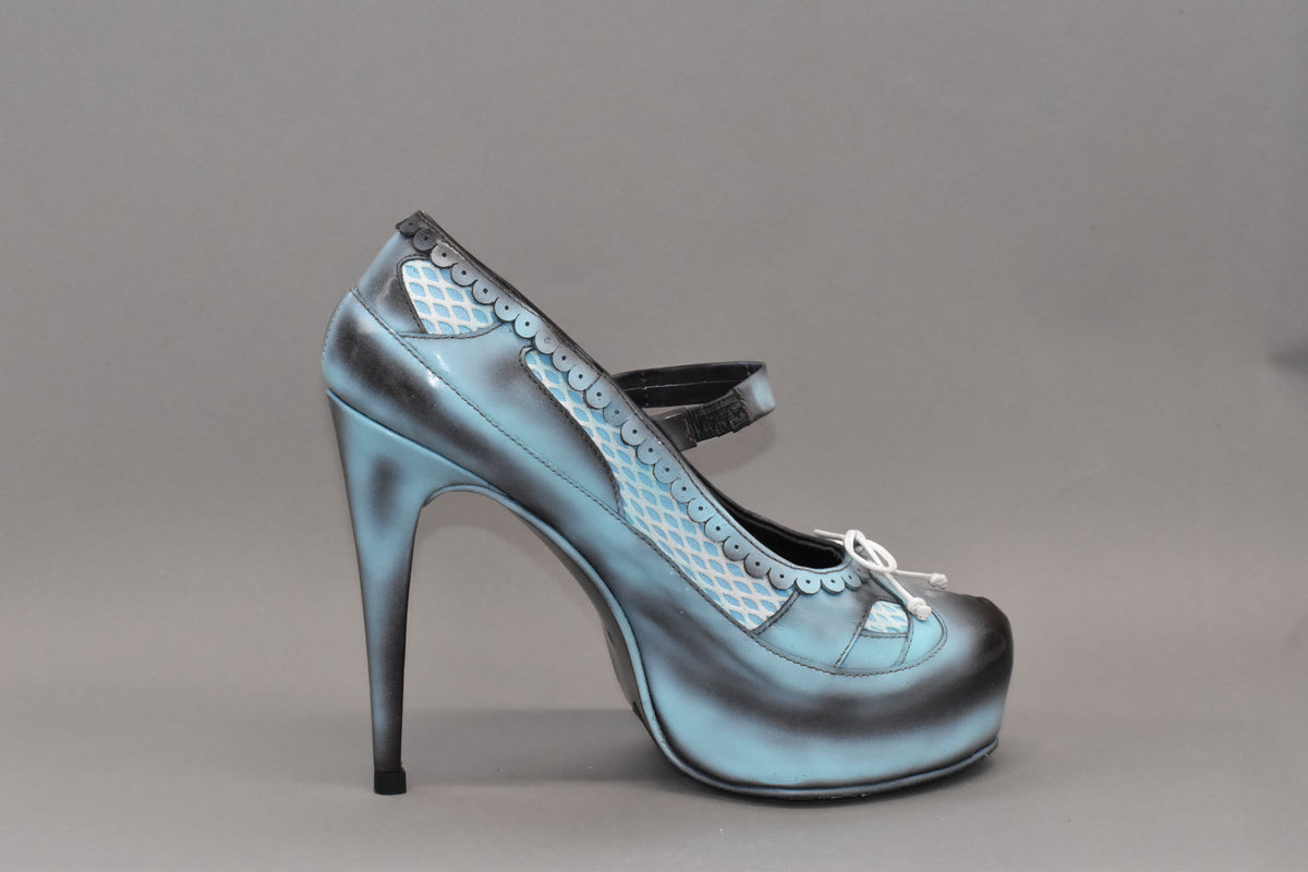1 Fergie Ombre Blue Pump